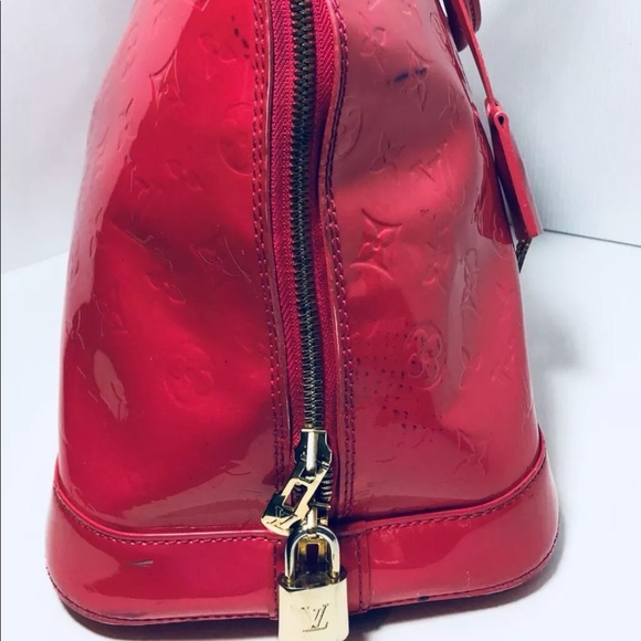 ‼️MONEY FOR DONATIONS‼️Authentic LV Bag - Picture 8 of 8